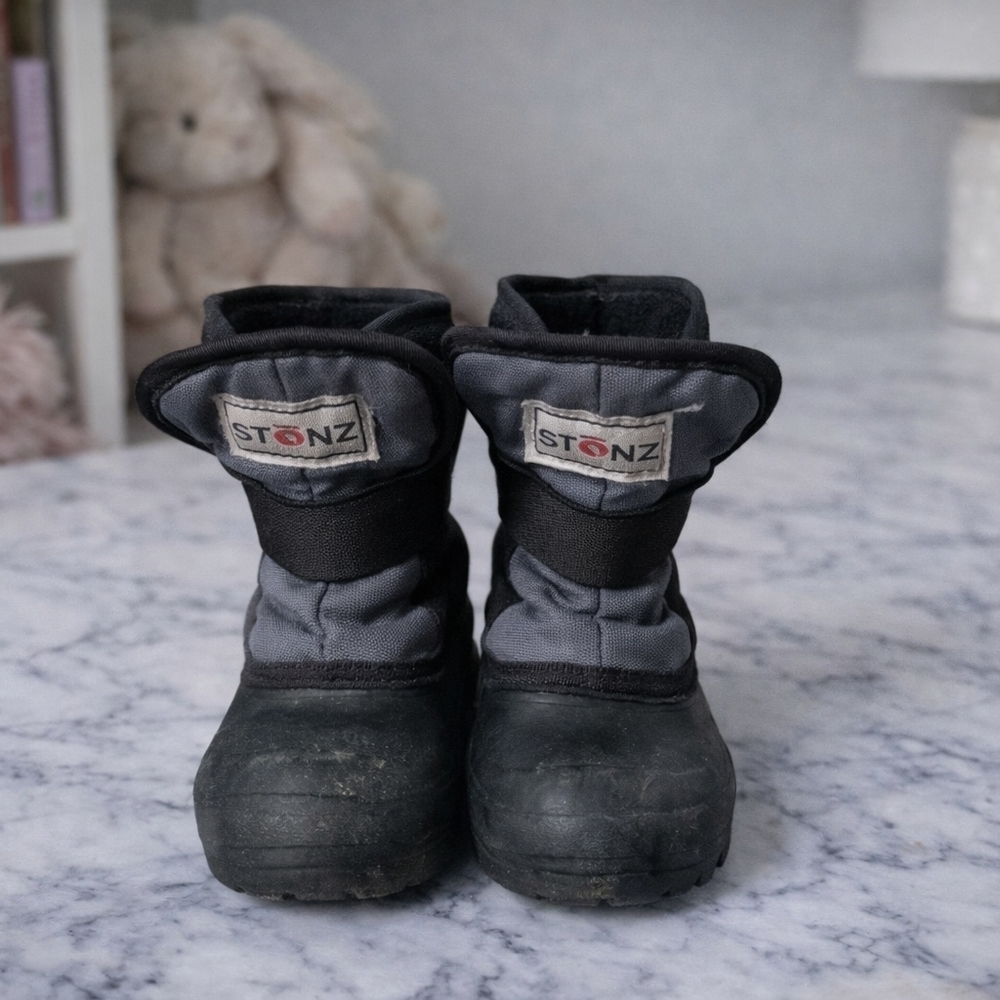 Stonz Winter Snow Boots Toddler Size 9